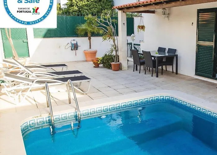 Help Yourself Hostels - Carcavelos Coast